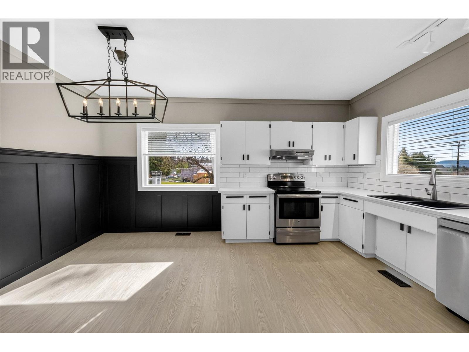 311 307th Avenue, Kimberley, British Columbia  V1A 3G8 - Photo 11 - 10386442