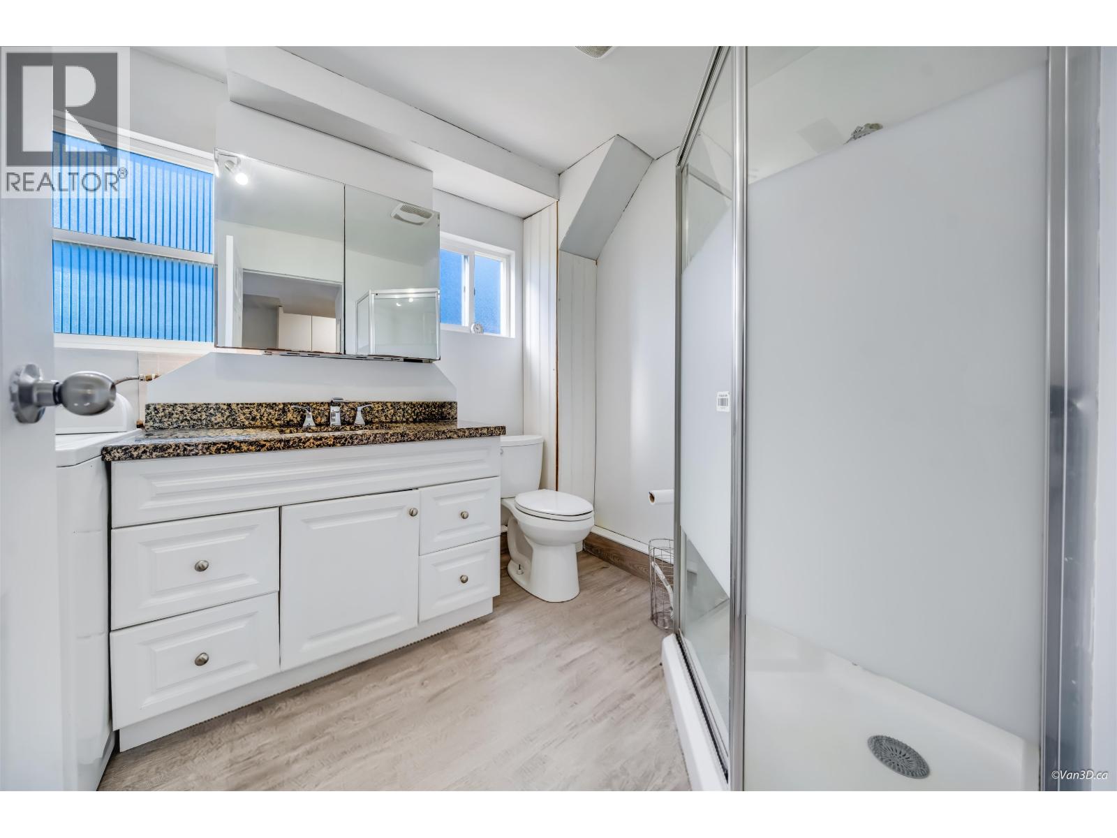 890 Westwood Street, Coquitlam, British Columbia  V3C 3L3 - Photo 26 - R3122036