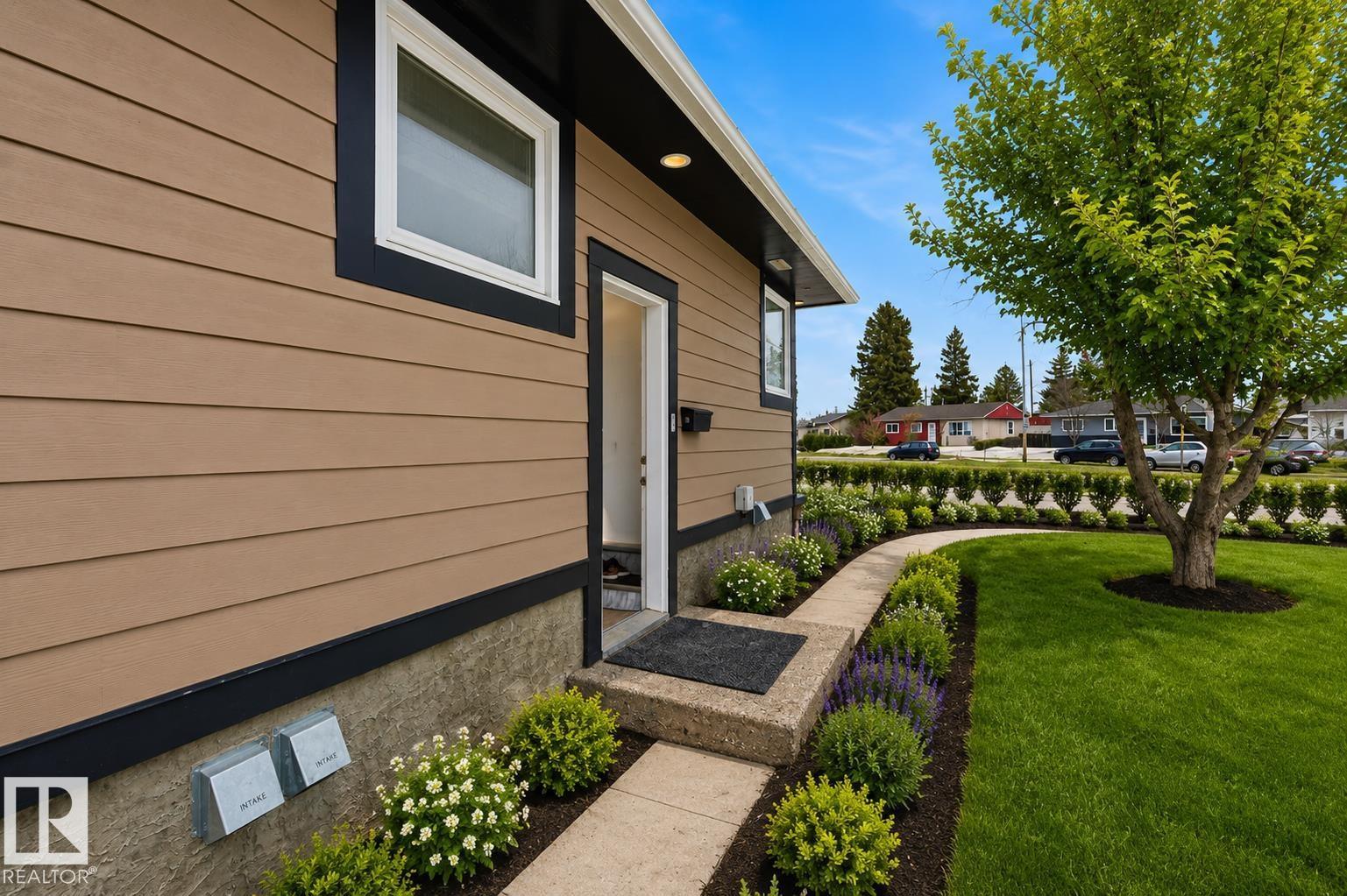 13538 127 St NW, Edmonton, Alberta  T5L 1B9 - Photo 3 - E4475875