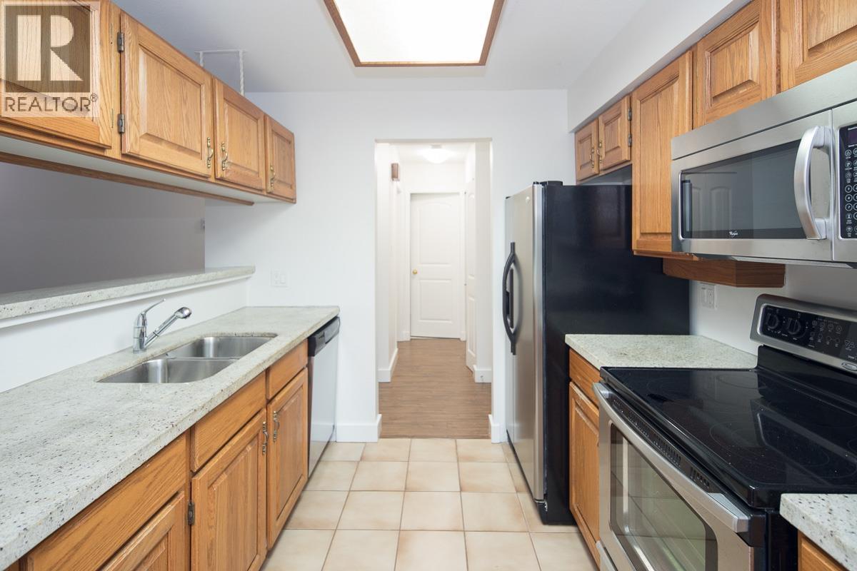 27 3980 Canada Way, Burnaby, British Columbia  V5G 1G7 - Photo 3 - R3118462