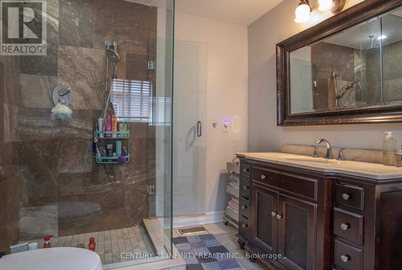 1484 Sandhurst Crescent, Pickering, Ontario  L1V 6Y7 - Photo 24 - E13114694