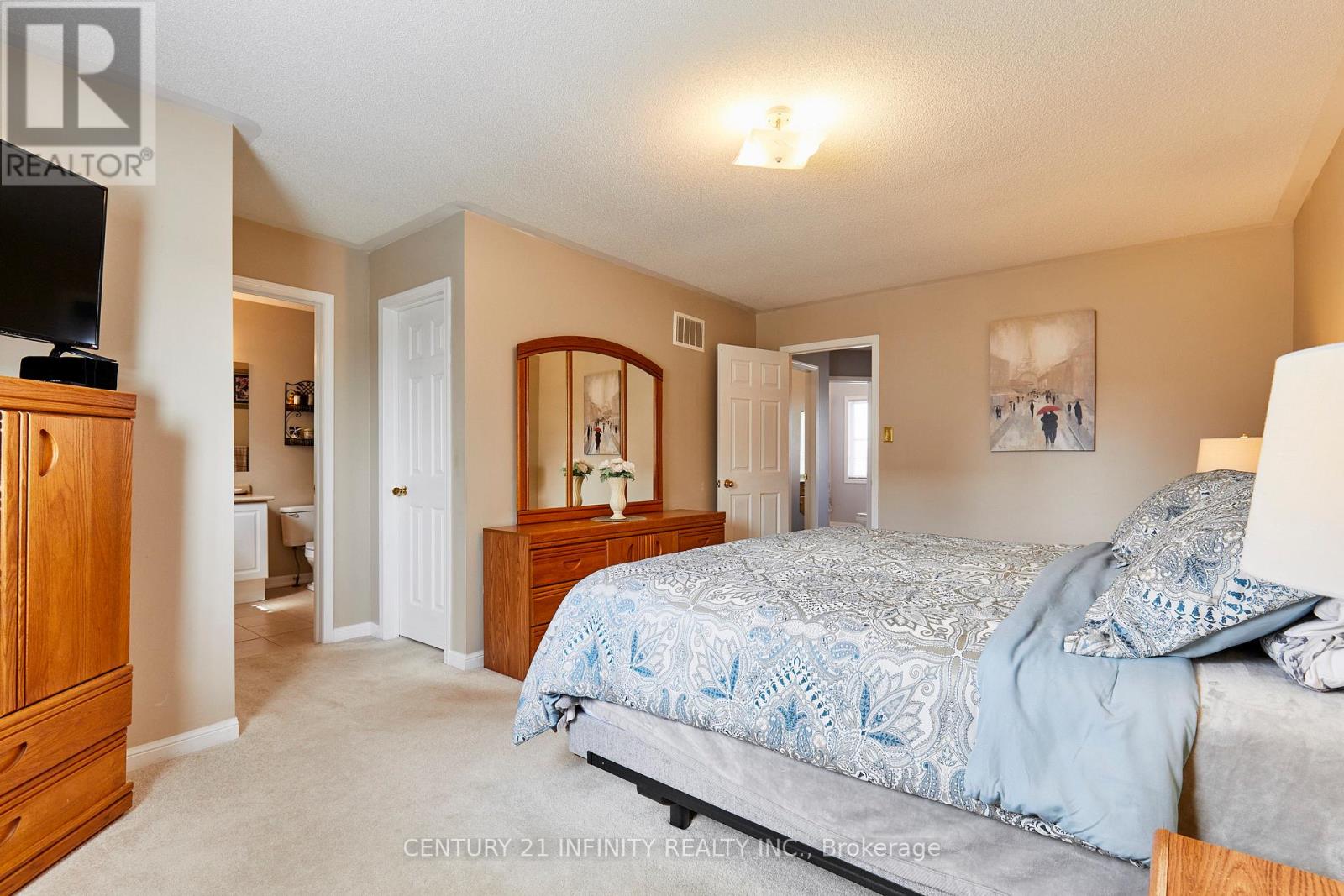 236 Scottsdale Drive, Clarington, Ontario  L1C 5L2 - Photo 23 - E13114762