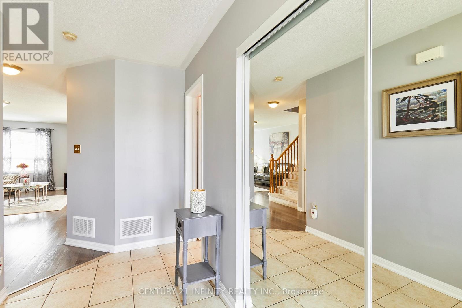 236 Scottsdale Drive, Clarington, Ontario  L1C 5L2 - Photo 8 - E13114762