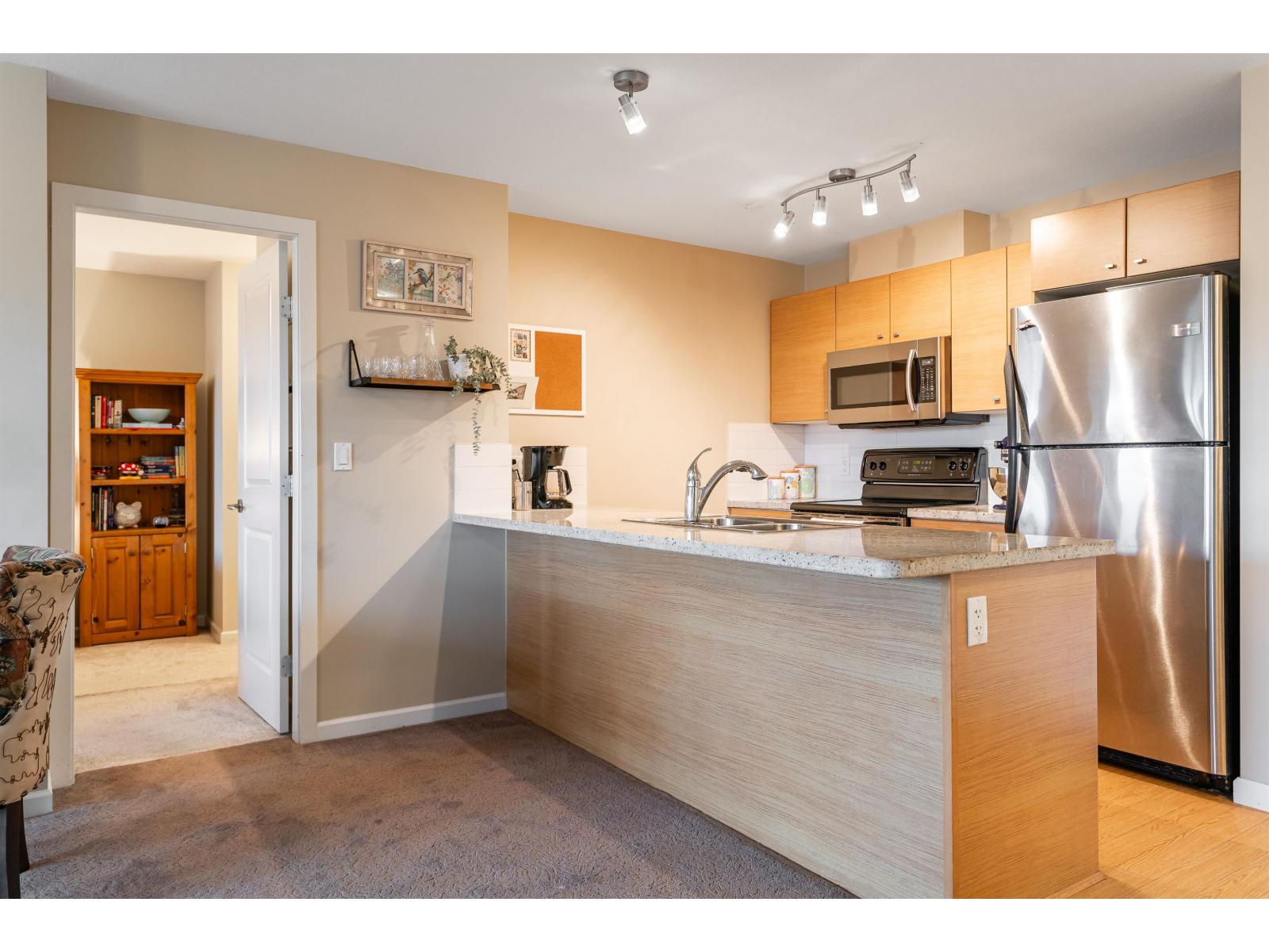 312 18755 68 Avenue, Surrey, British Columbia  V4N 0Z9 - Photo 8 - R3090092