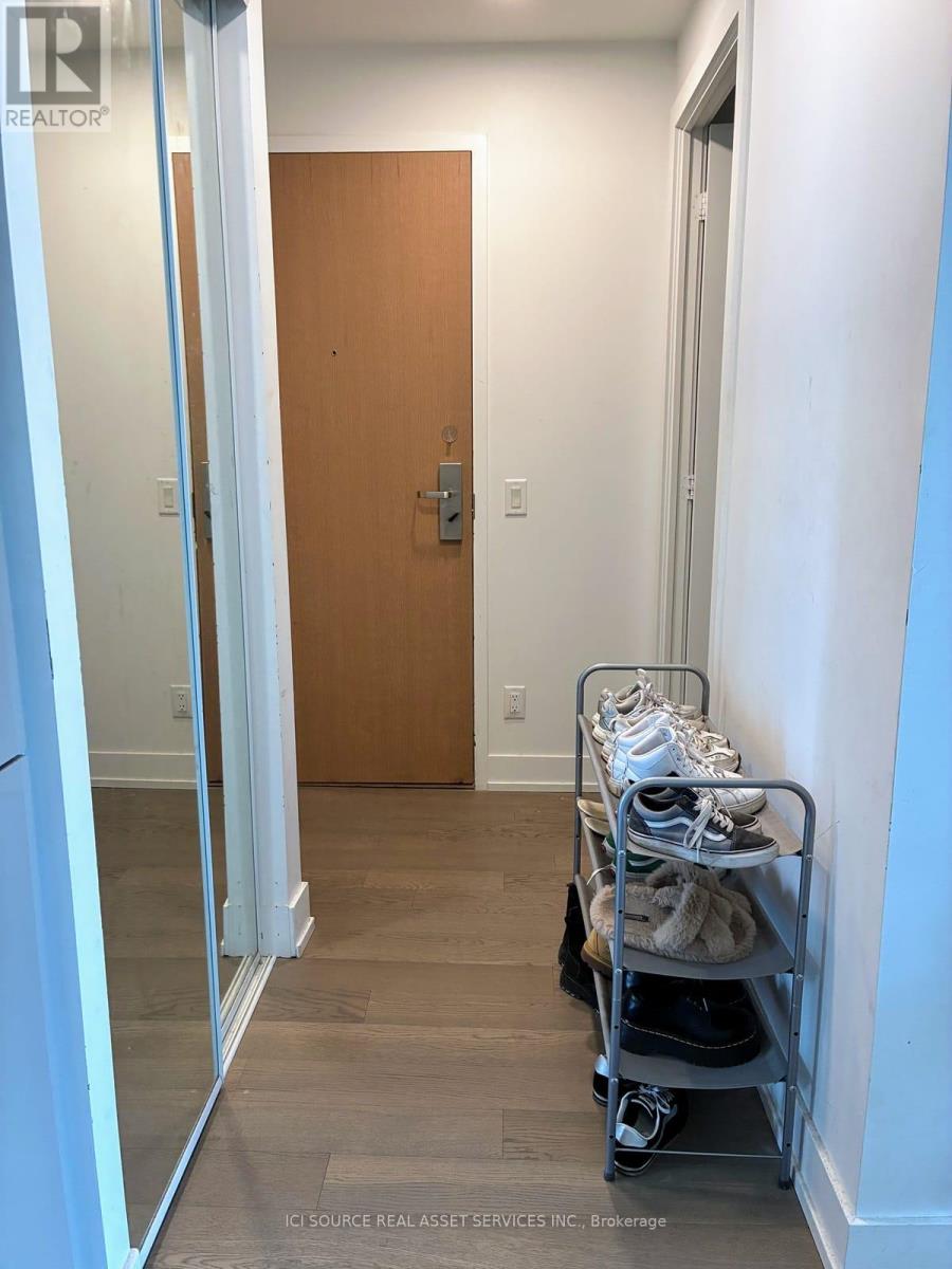 1511 - 7 Grenville Street, Toronto, Ontario  M4Y 0E9 - Photo 3 - C13109366