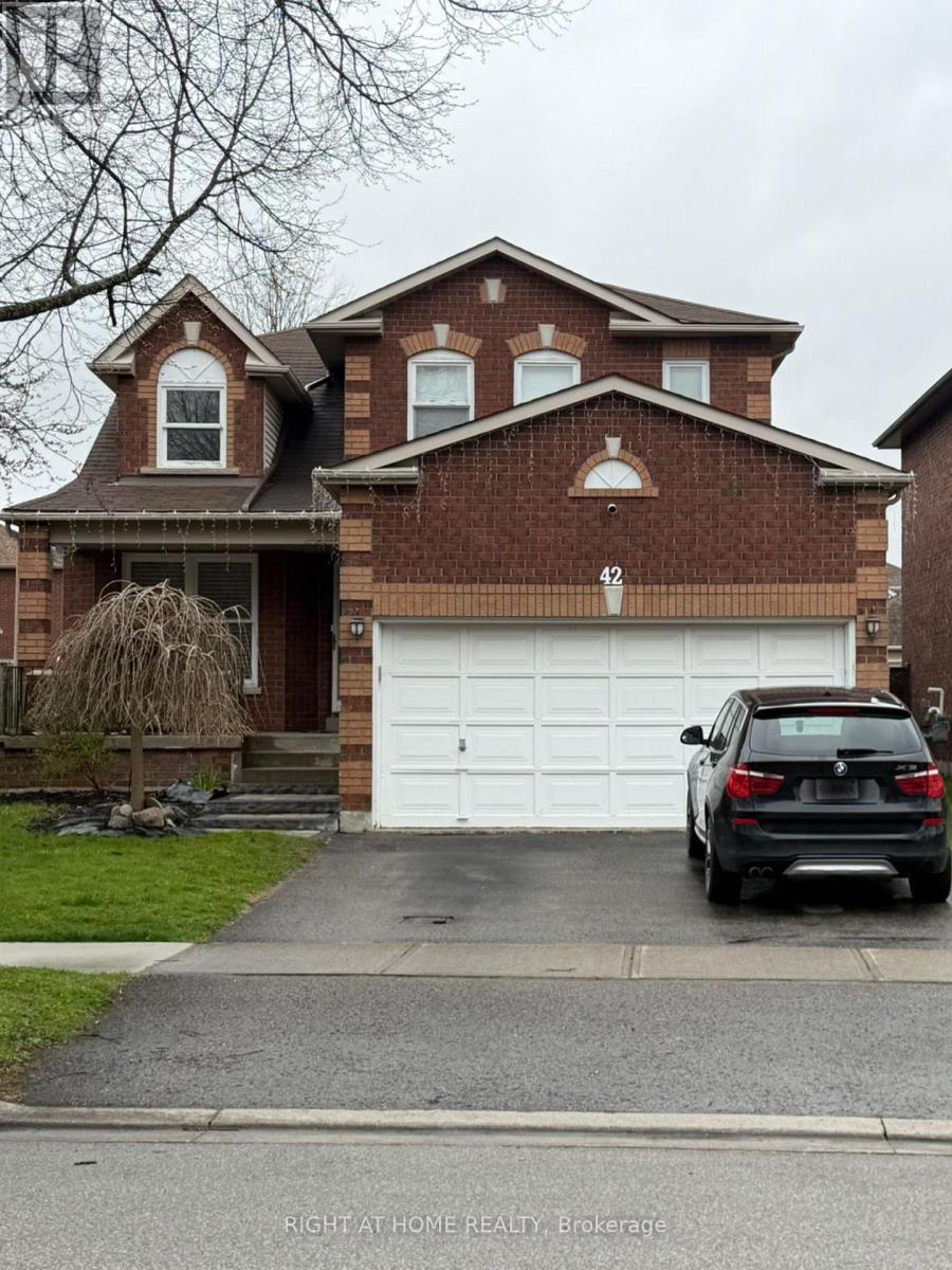 42 BROWNELL STREET, Whitby, Ontario