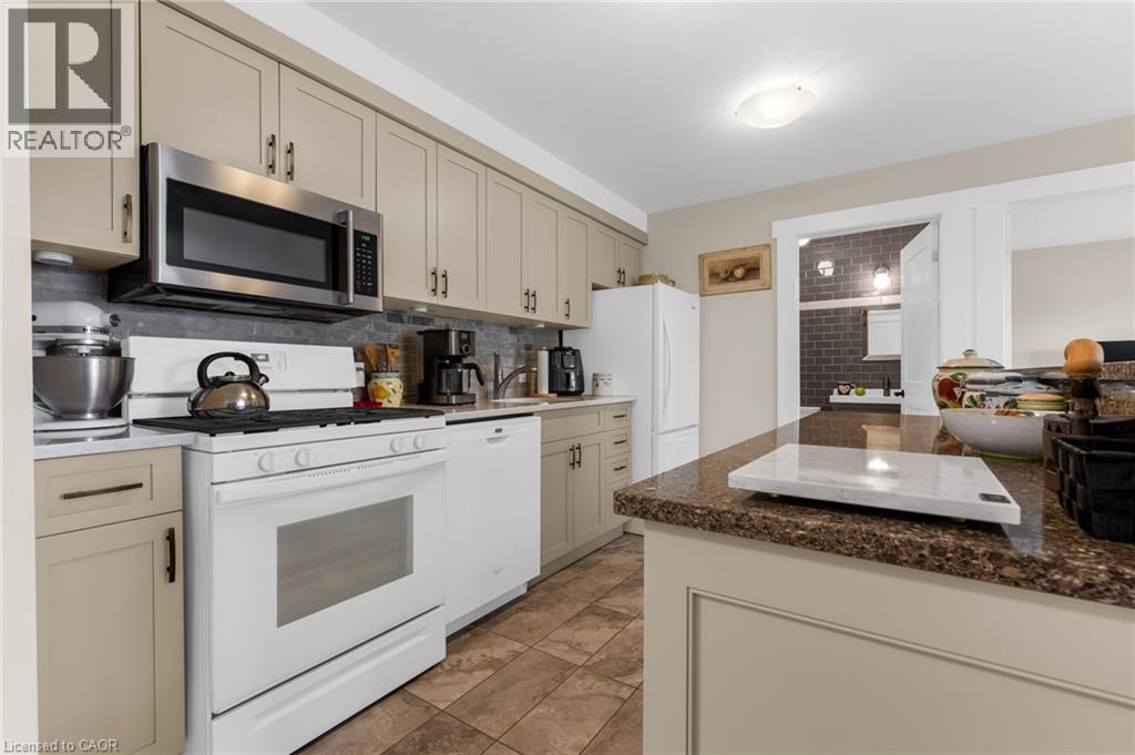 111 Smits Cove Unit# 302, Smithville, Ontario  L0R 2A0 - Photo 3 - 40828902