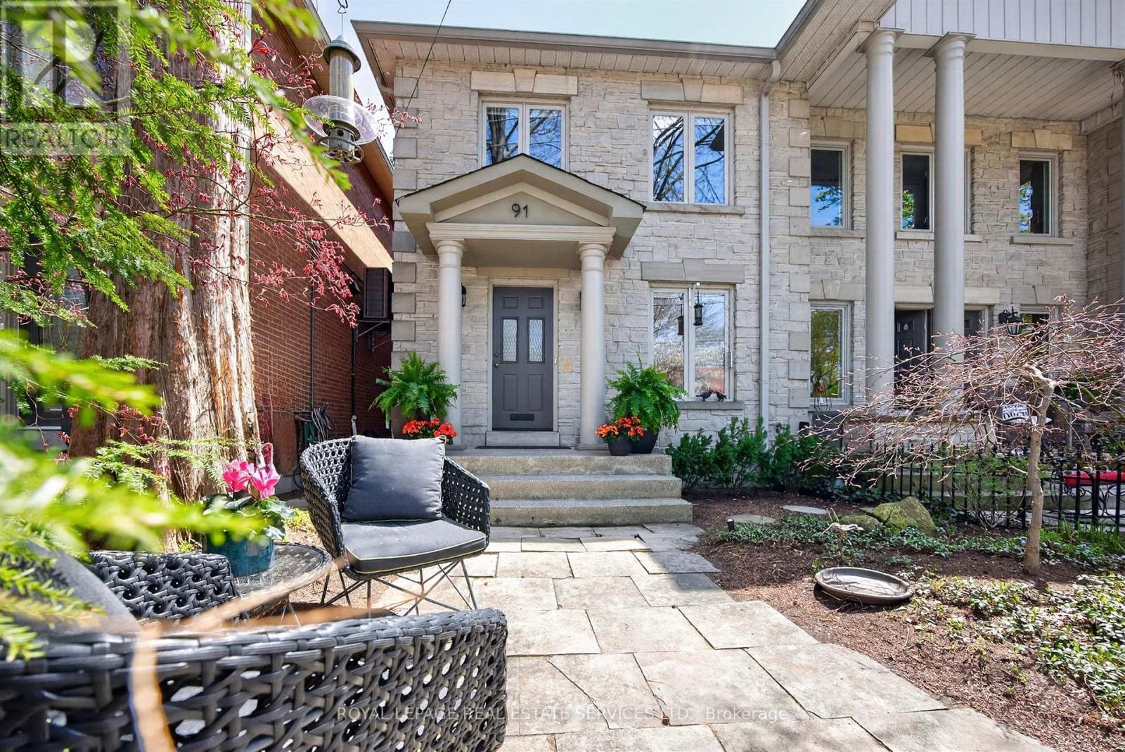91 Old Mill Road, Toronto, Ontario  M8X 1G9 - Photo 4 - W13082676