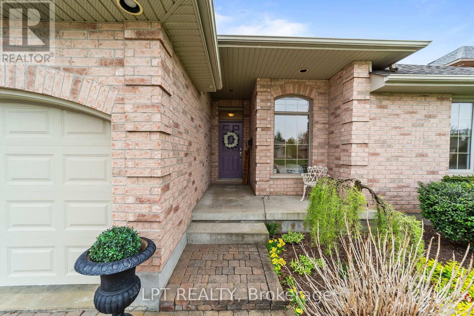 164 Abagail Street, Strathroy-Caradoc, Ontario  N7G 4H4 - Photo 5 - X13114776