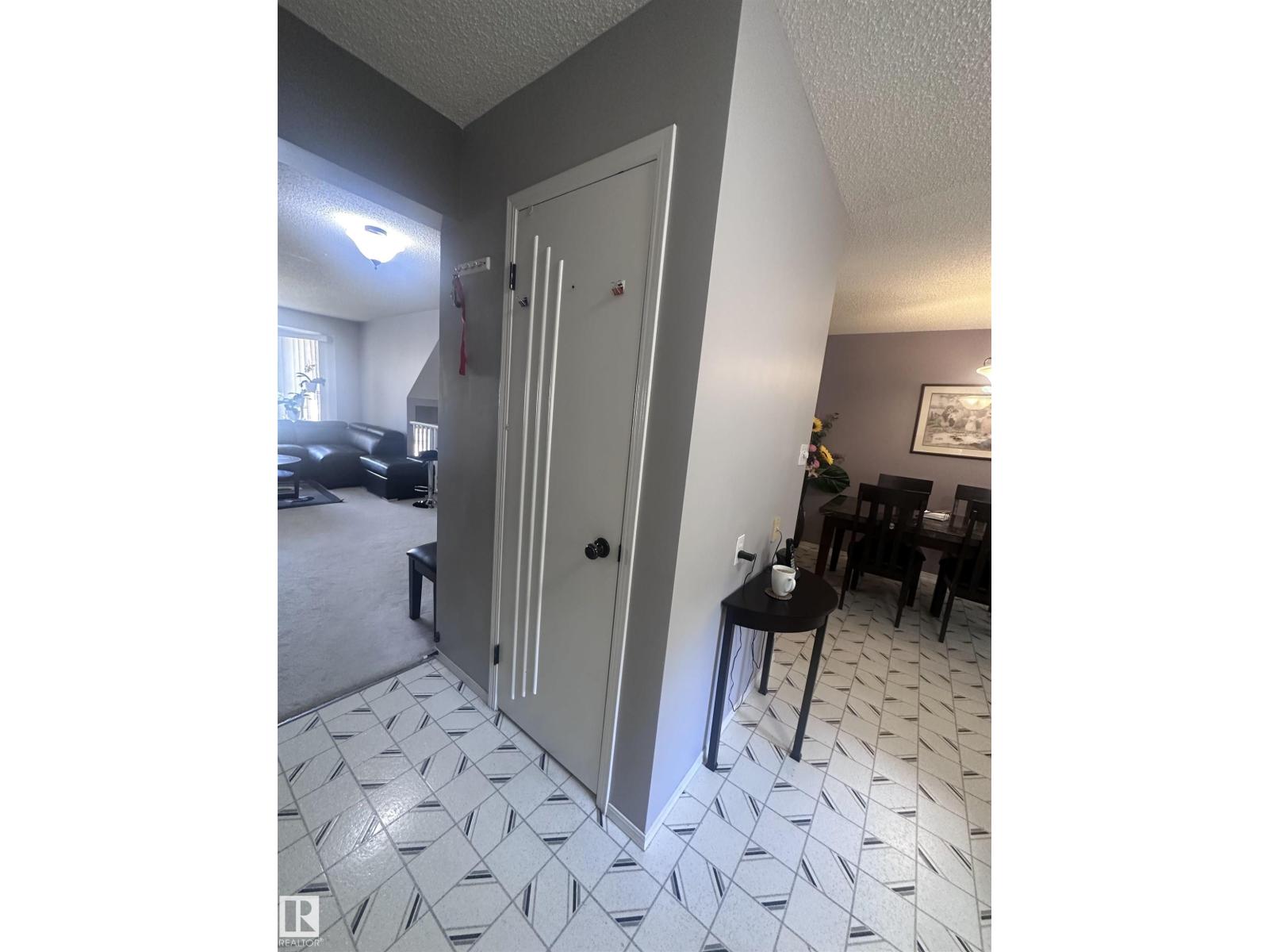 1636 Jamha Rd Nw, Edmonton, Alberta  T6L 6V7 - Photo 13 - E4487104