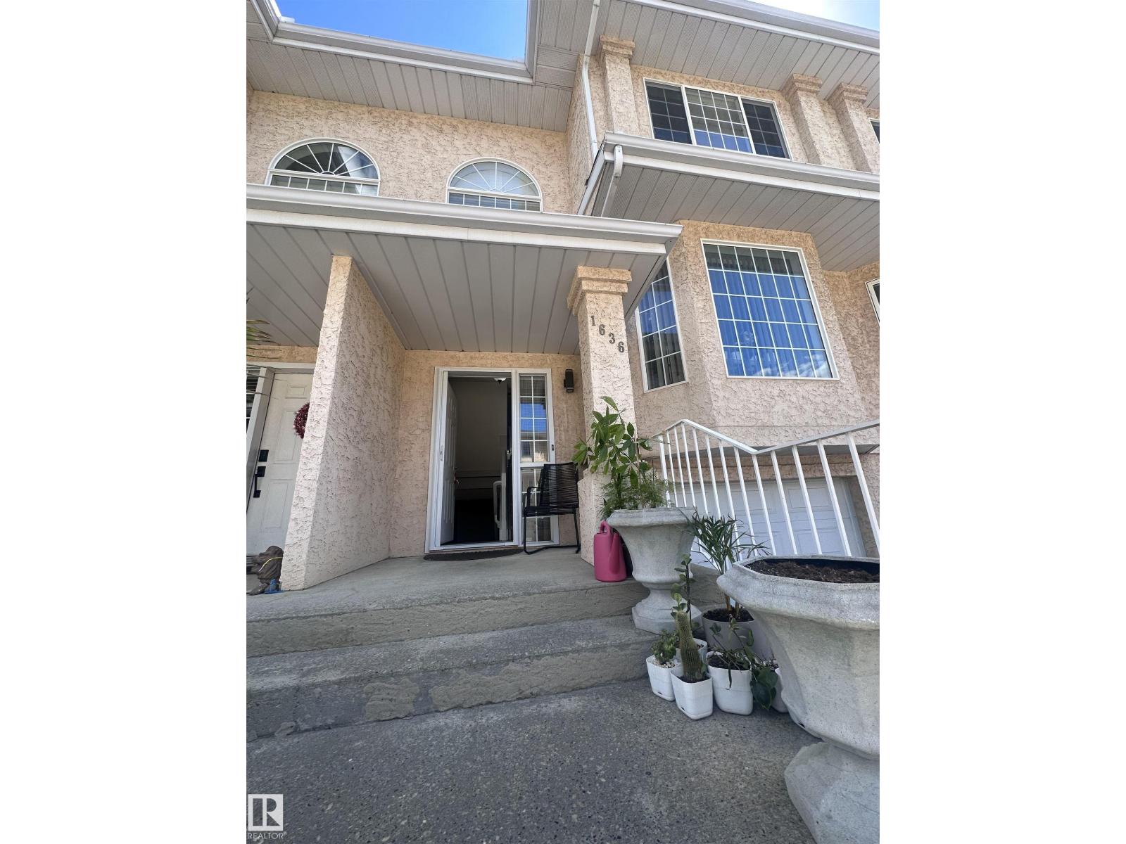 1636 Jamha Rd Nw, Edmonton, Alberta  T6L 6V7 - Photo 4 - E4487104