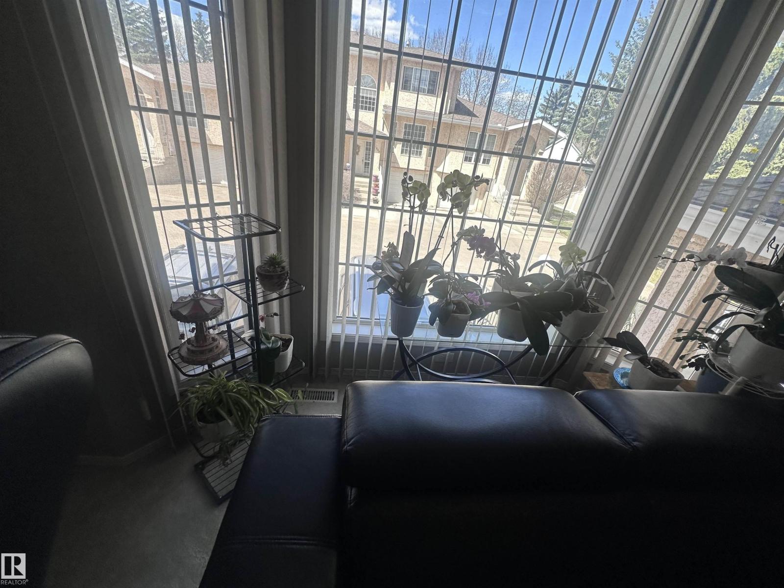 1636 Jamha Rd Nw, Edmonton, Alberta  T6L 6V7 - Photo 9 - E4487104