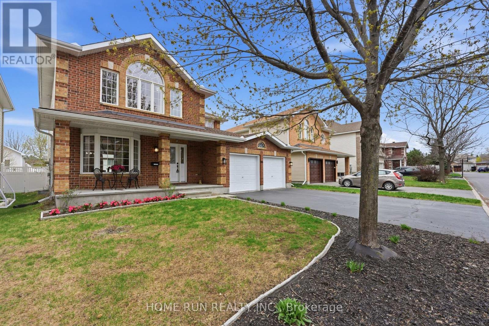 96 Woliston Crescent, Ottawa, Ontario  K2W 1G2 - Photo 4 - X13114572