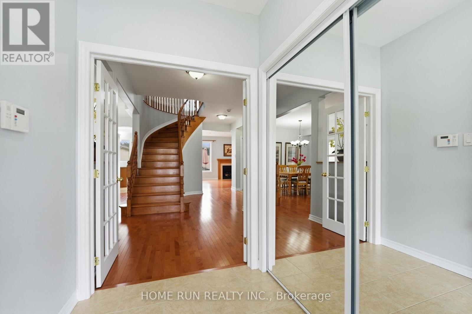 96 Woliston Crescent, Ottawa, Ontario  K2W 1G2 - Photo 7 - X13114572