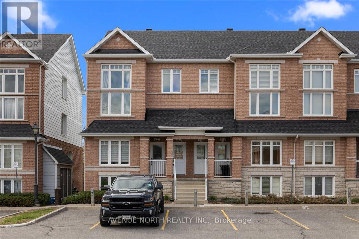 25 - 220 TIVOLI PRIVATE, Ottawa, Ontario