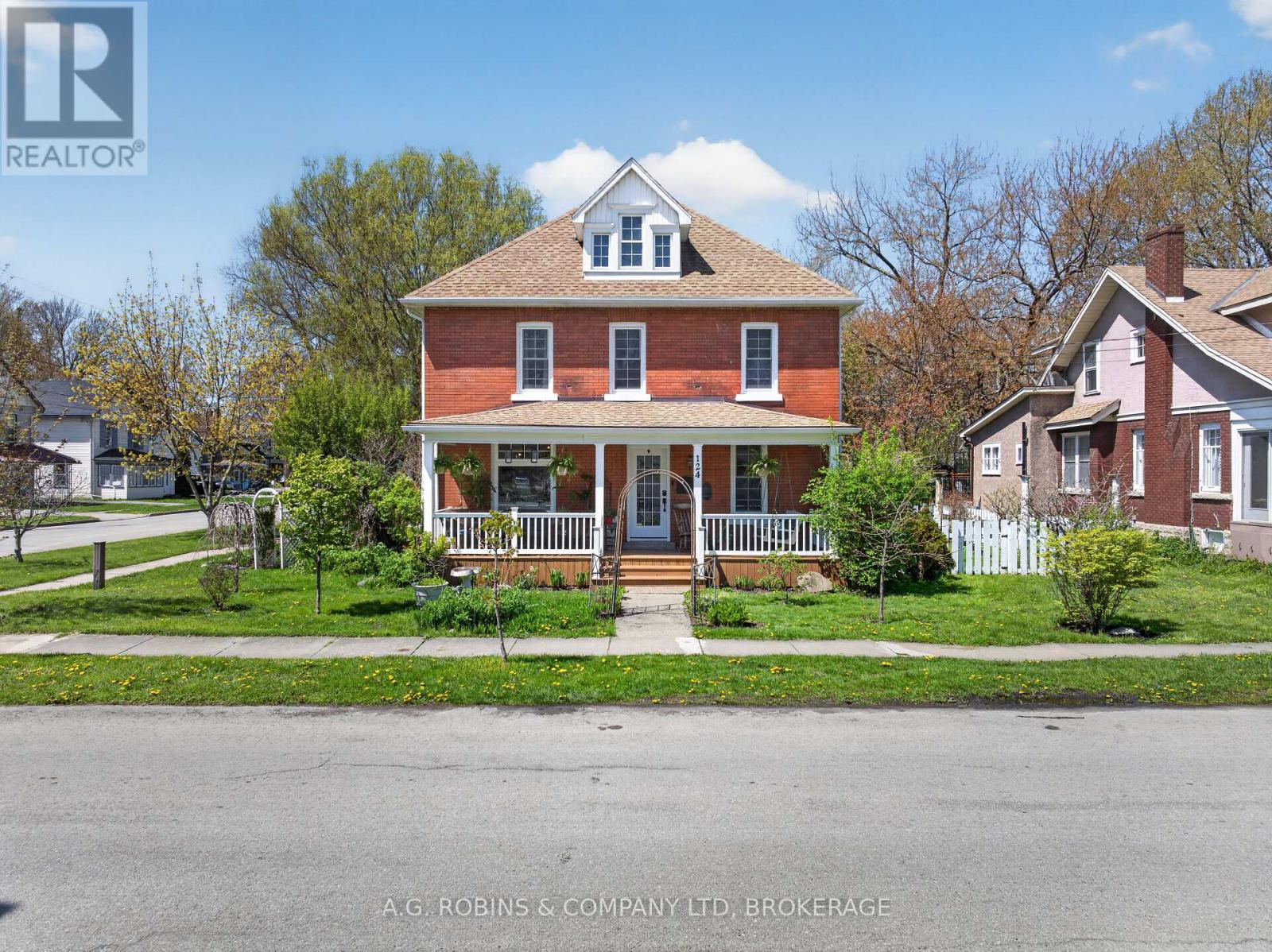 124 CATHARINE STREET, Port Colborne, Ontario