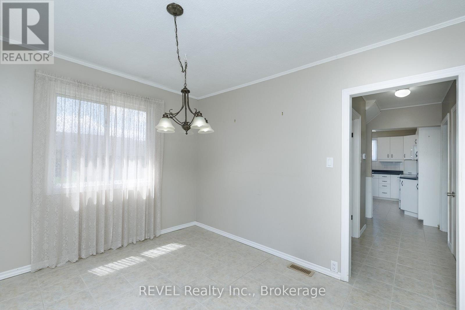 3430 Saint George Avenue, Niagara Falls, Ontario  L2J 2P8 - Photo 13 - X13114748