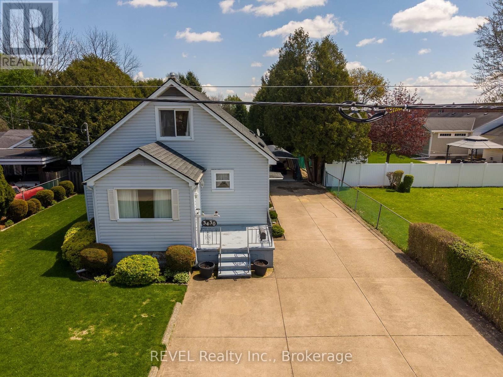 3430 Saint George Avenue, Niagara Falls, Ontario  L2J 2P8 - Photo 2 - X13114748