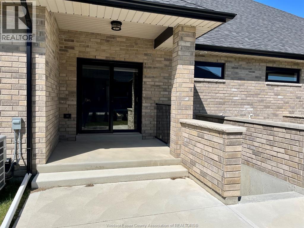 402 Westcott, Amherstburg, Ontario  N9V 0H1 - Photo 3 - 26010771