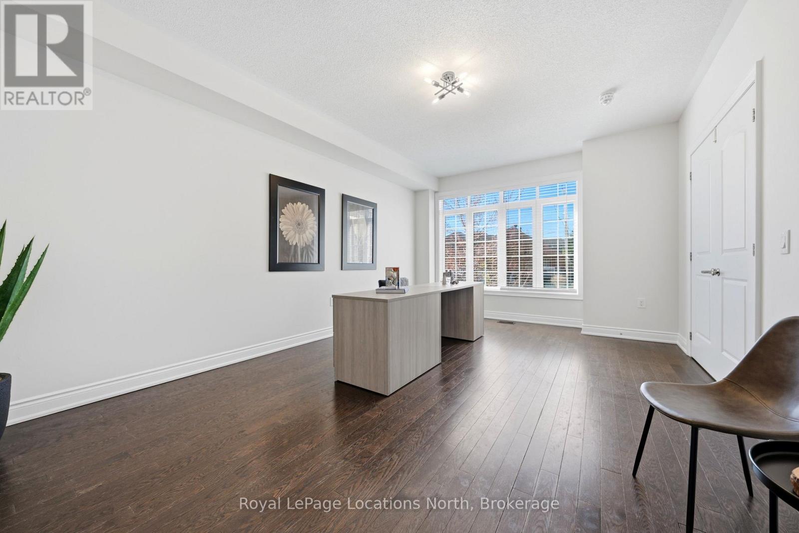 118 Puccini Drive, Richmond Hill, Ontario  L4E 0W3 - Photo 10 - N13114768