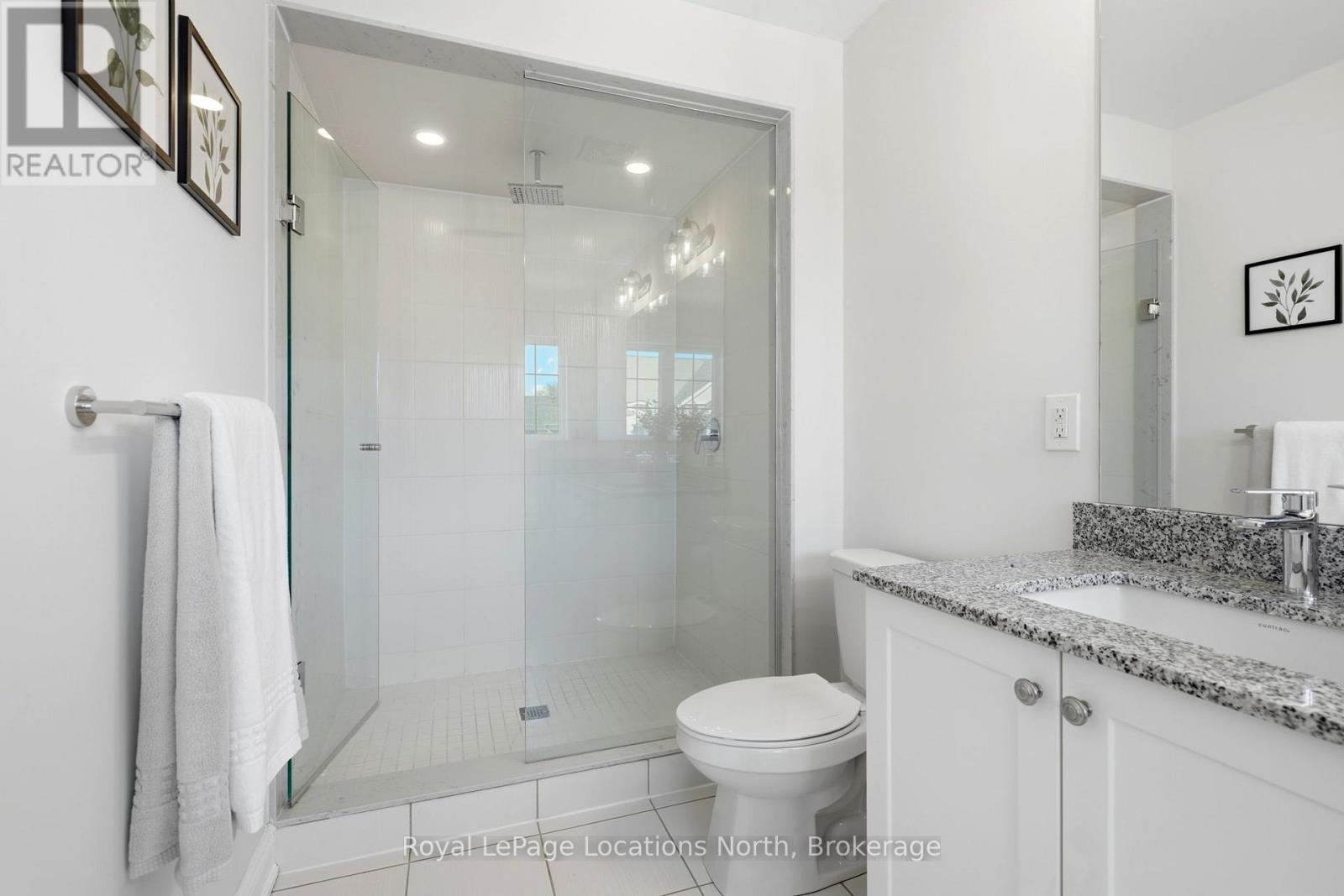 118 Puccini Drive, Richmond Hill, Ontario  L4E 0W3 - Photo 11 - N13114768