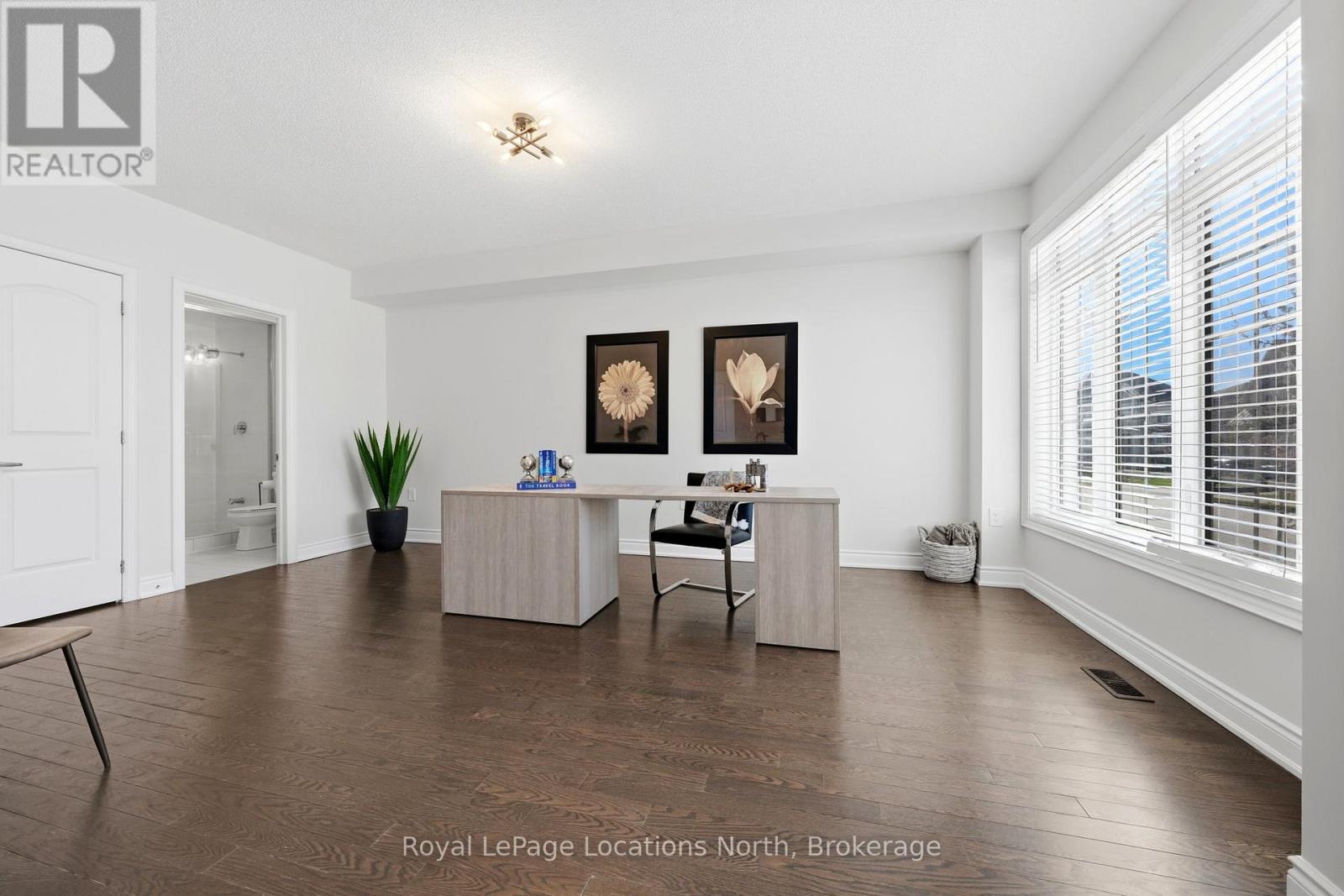 118 Puccini Drive, Richmond Hill, Ontario  L4E 0W3 - Photo 8 - N13114768