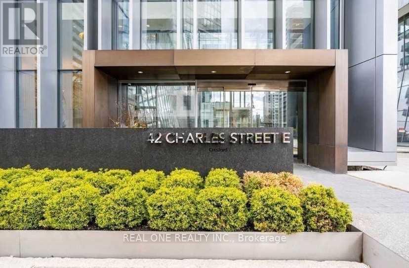 2904 - 42 Charles Street E, Toronto, Ontario  M4Y 0B7 - Photo 2 - C13114606