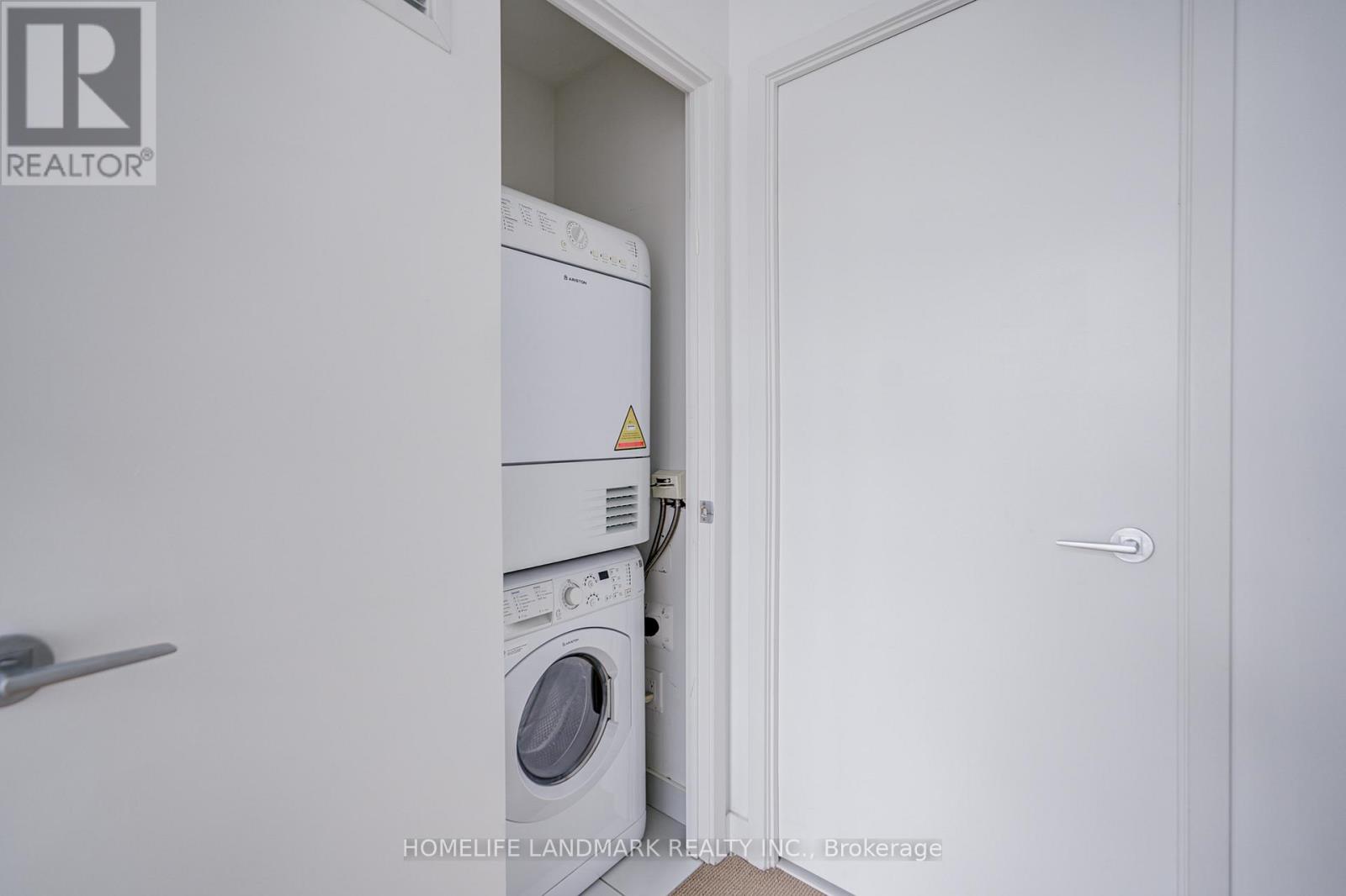 4911 - 21 Iceboat Terrace, Toronto, Ontario  M5V 4A9 - Photo 18 - C13114652