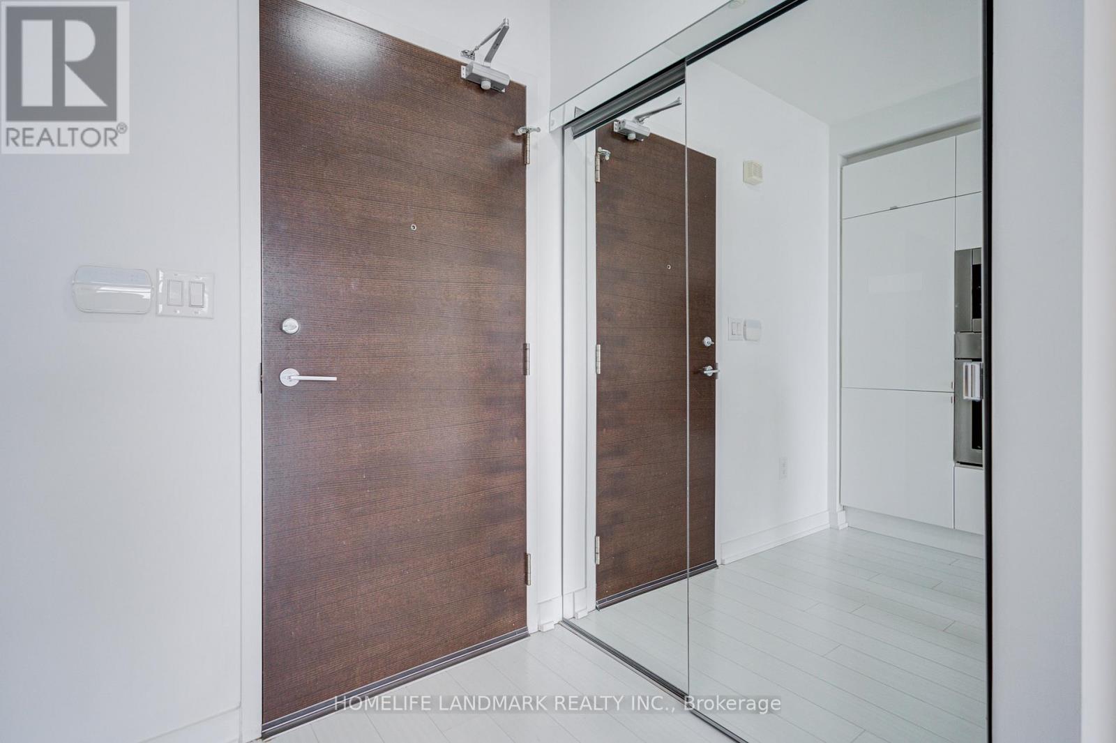 4911 - 21 Iceboat Terrace, Toronto, Ontario  M5V 4A9 - Photo 26 - C13114652