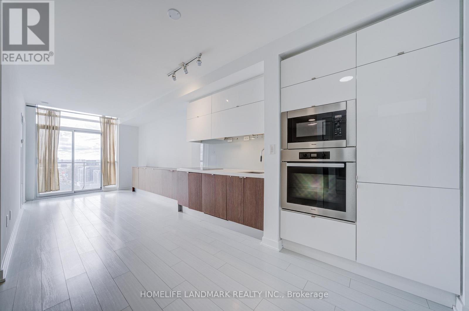 4911 - 21 Iceboat Terrace, Toronto, Ontario  M5V 4A9 - Photo 4 - C13114652