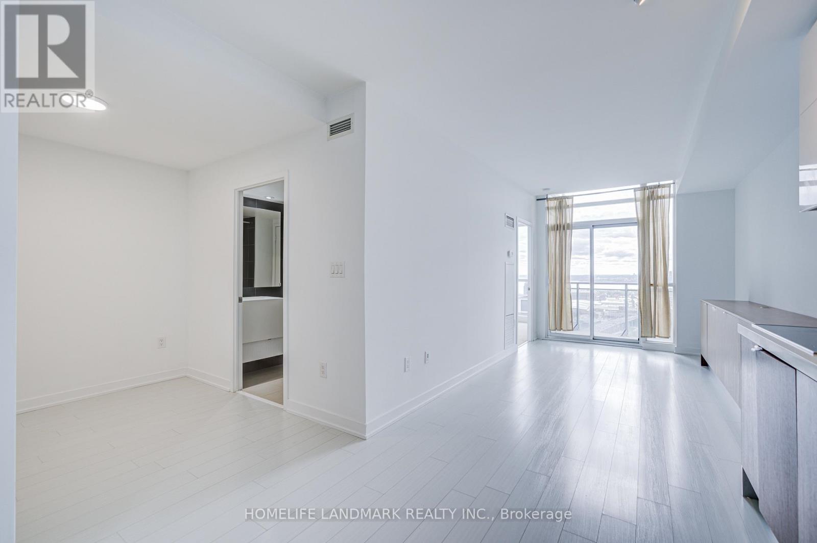 4911 - 21 Iceboat Terrace, Toronto, Ontario  M5V 4A9 - Photo 6 - C13114652