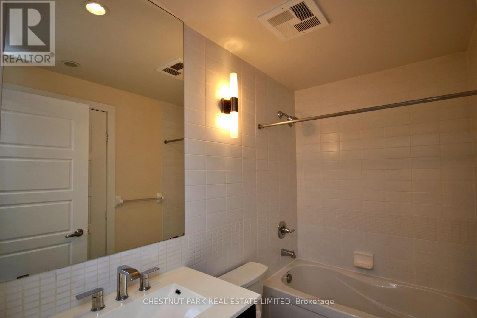 1409 - 28 Linden Street, Toronto, Ontario  M4Y 0A4 - Photo 10 - C13114716