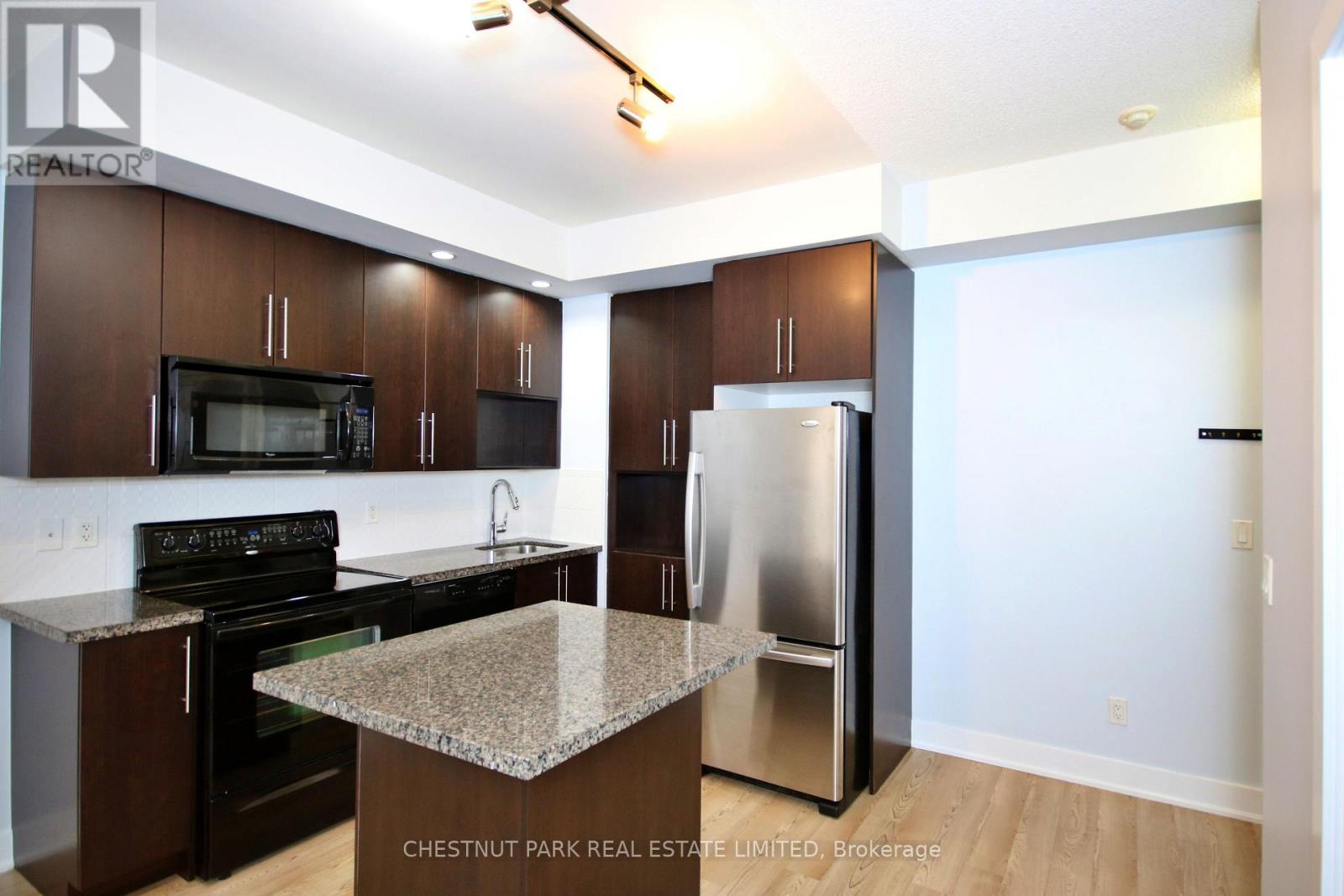 1409 - 28 Linden Street, Toronto, Ontario  M4Y 0A4 - Photo 2 - C13114716