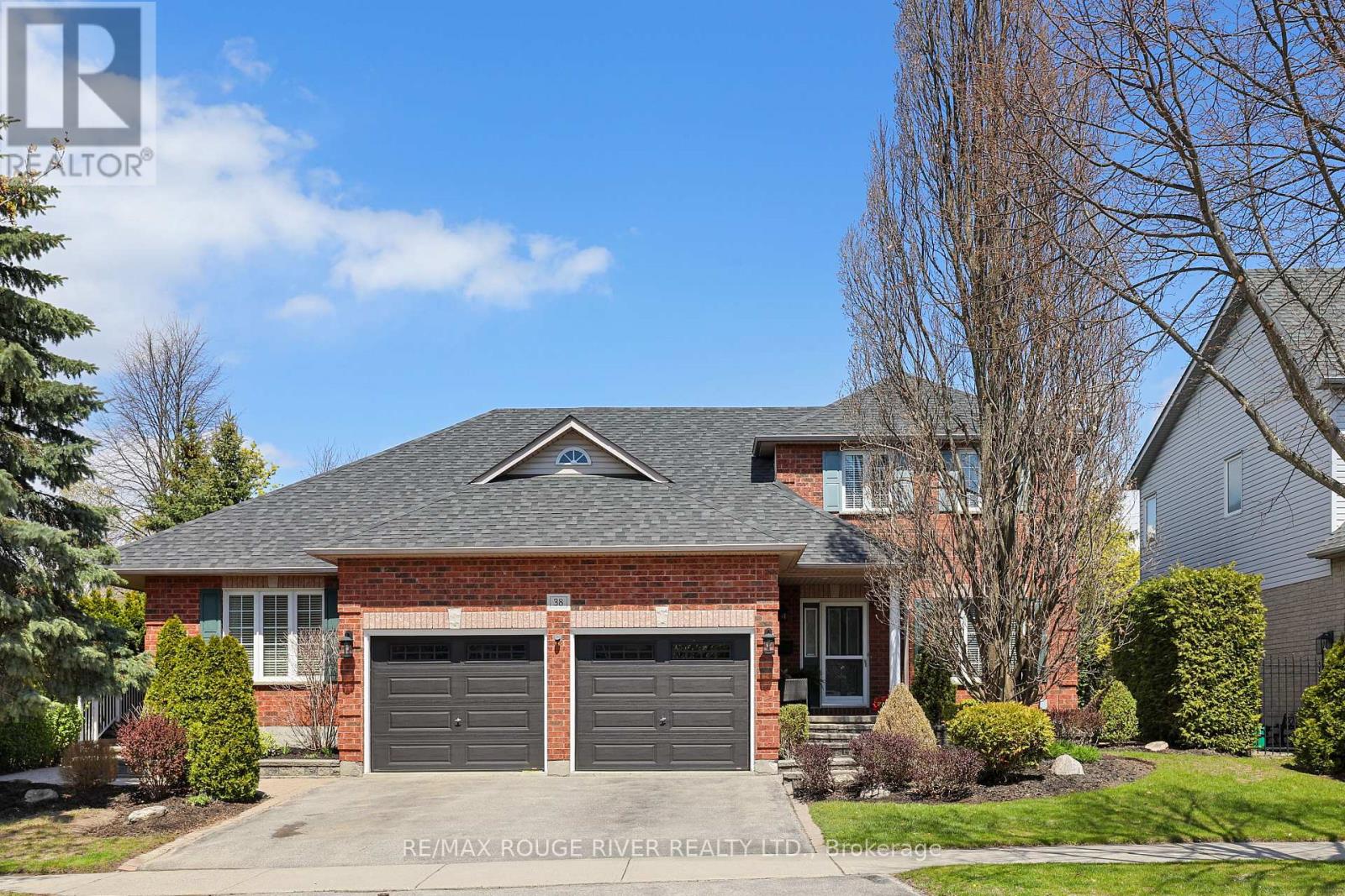38 WORTHINGTON DRIVE, Clarington, Ontario