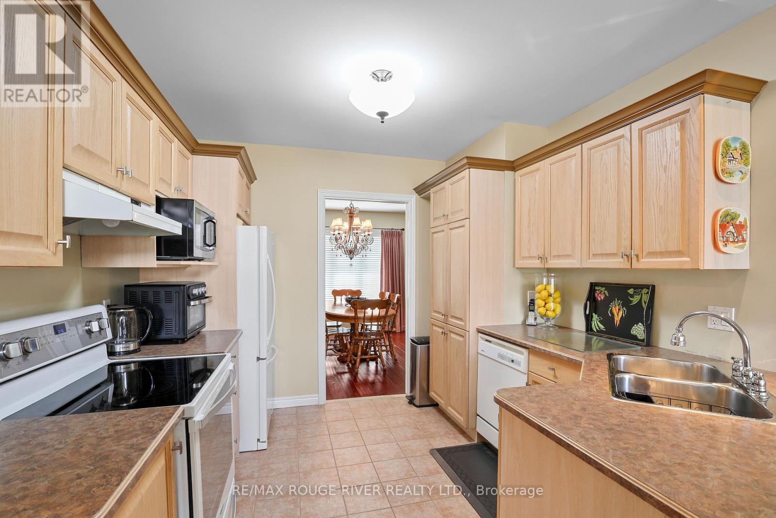 38 Worthington Drive, Clarington, Ontario  L1E 3A5 - Photo 11 - E13114608
