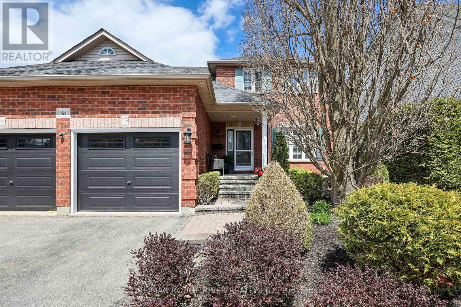 38 Worthington Drive, Clarington, Ontario  L1E 3A5 - Photo 2 - E13114608