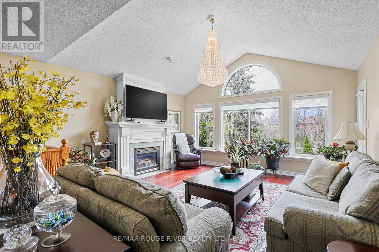 38 Worthington Drive, Clarington, Ontario  L1E 3A5 - Photo 5 - E13114608