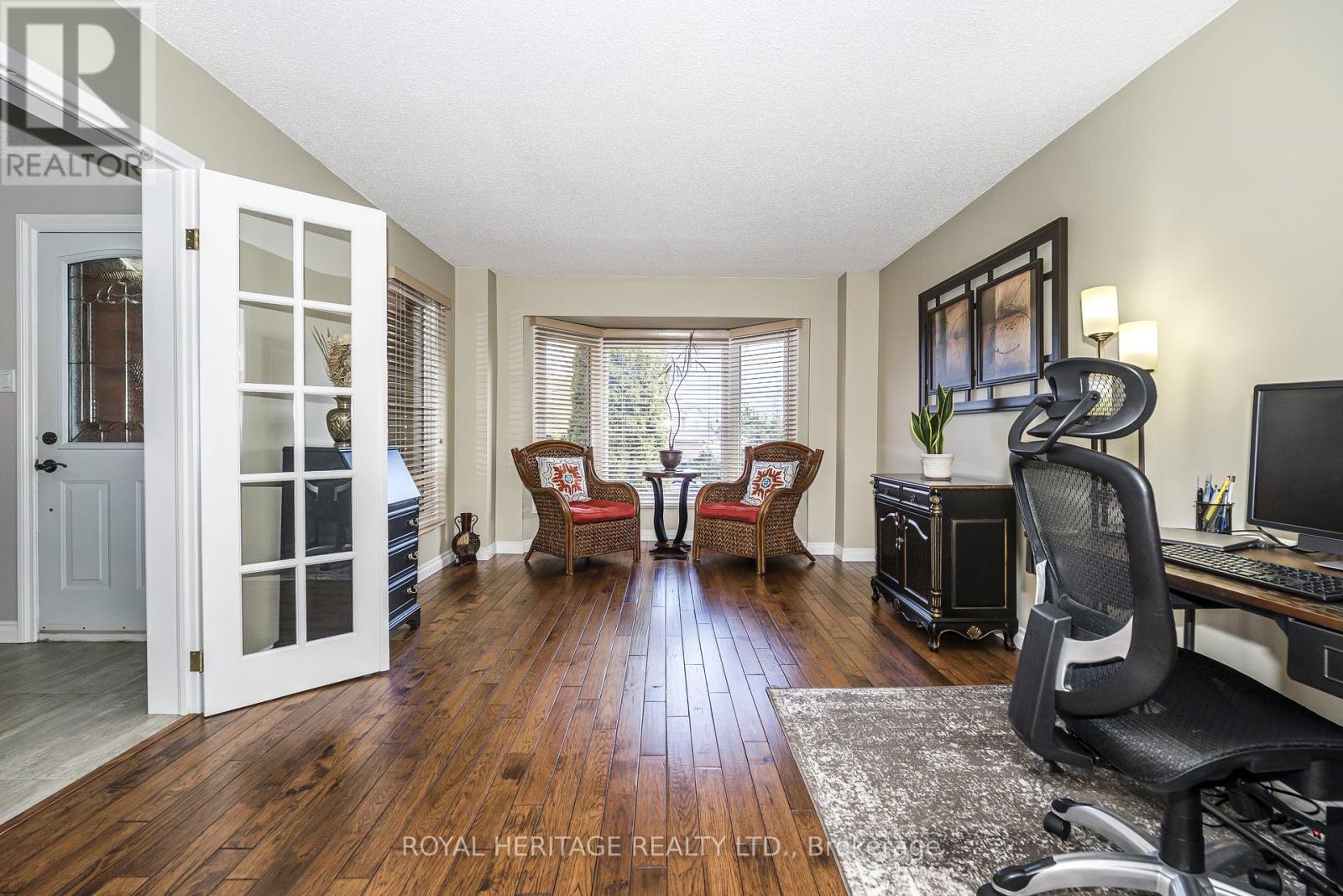 525 Sundown Crescent, Pickering, Ontario  L1V 6A8 - Photo 4 - E13114742