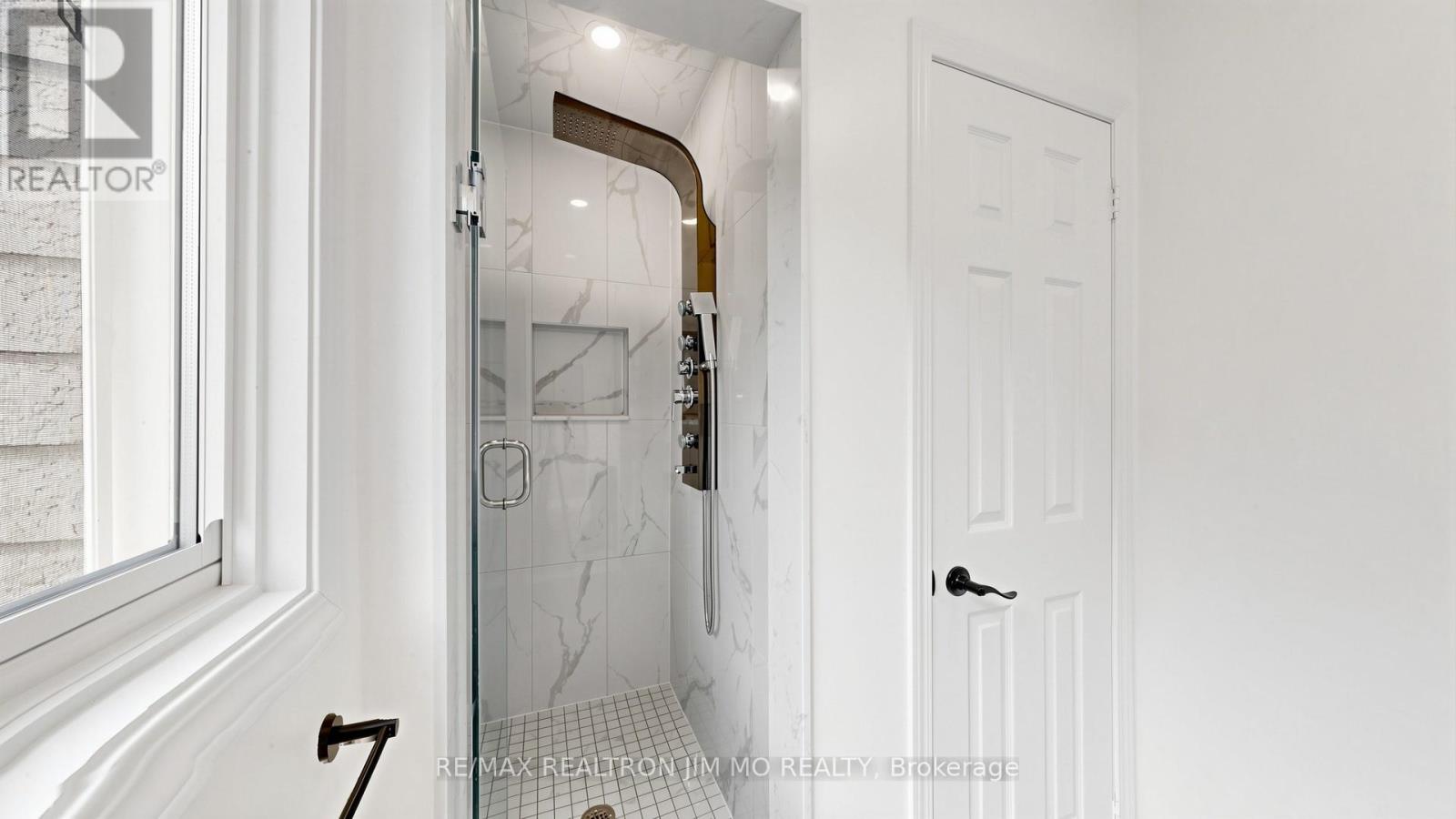 6 Majestic Drive, Markham, Ontario  L6C 2B2 - Photo 35 - N13114620