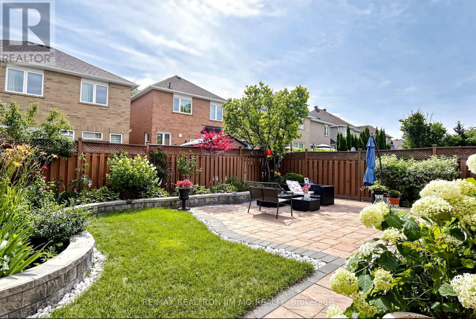 6 Majestic Drive, Markham, Ontario  L6C 2B2 - Photo 48 - N13114620