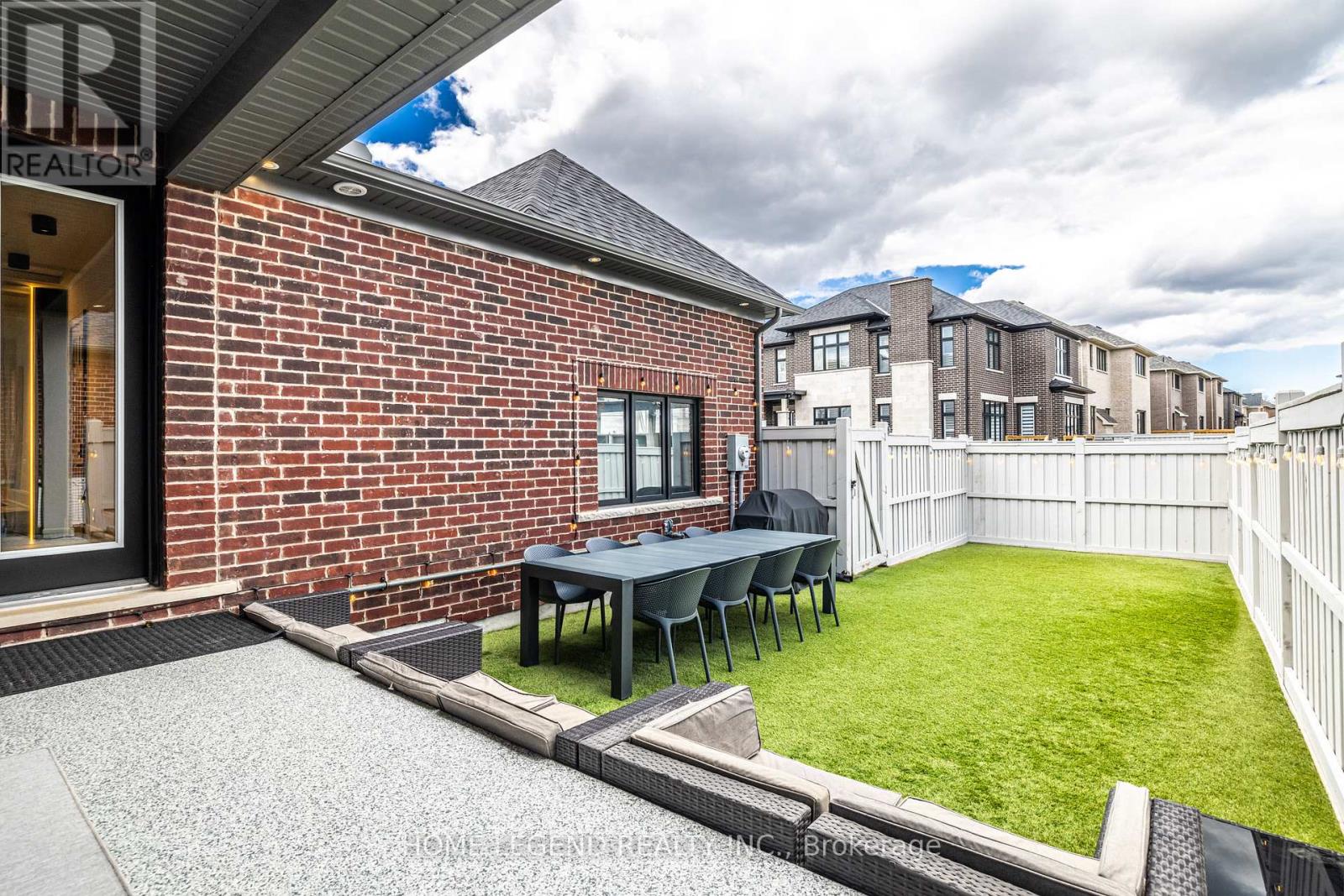 10 Hearthwood Gate, Whitchurch-Stouffville, Ontario  L4A 4X1 - Photo 46 - N13114622