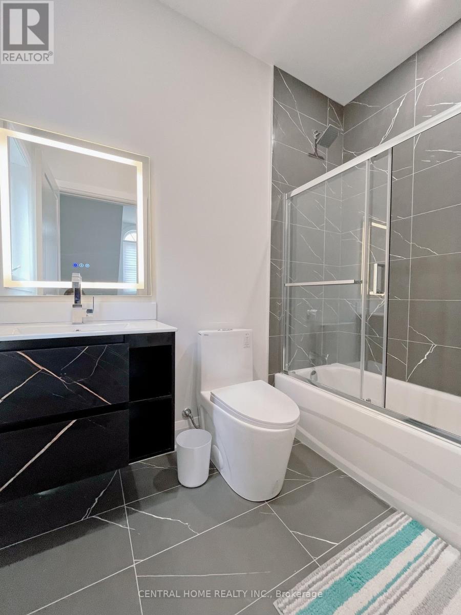 2946 Elgin Mills Road, Markham, Ontario  L6C 0E5 - Photo 12 - N13114626