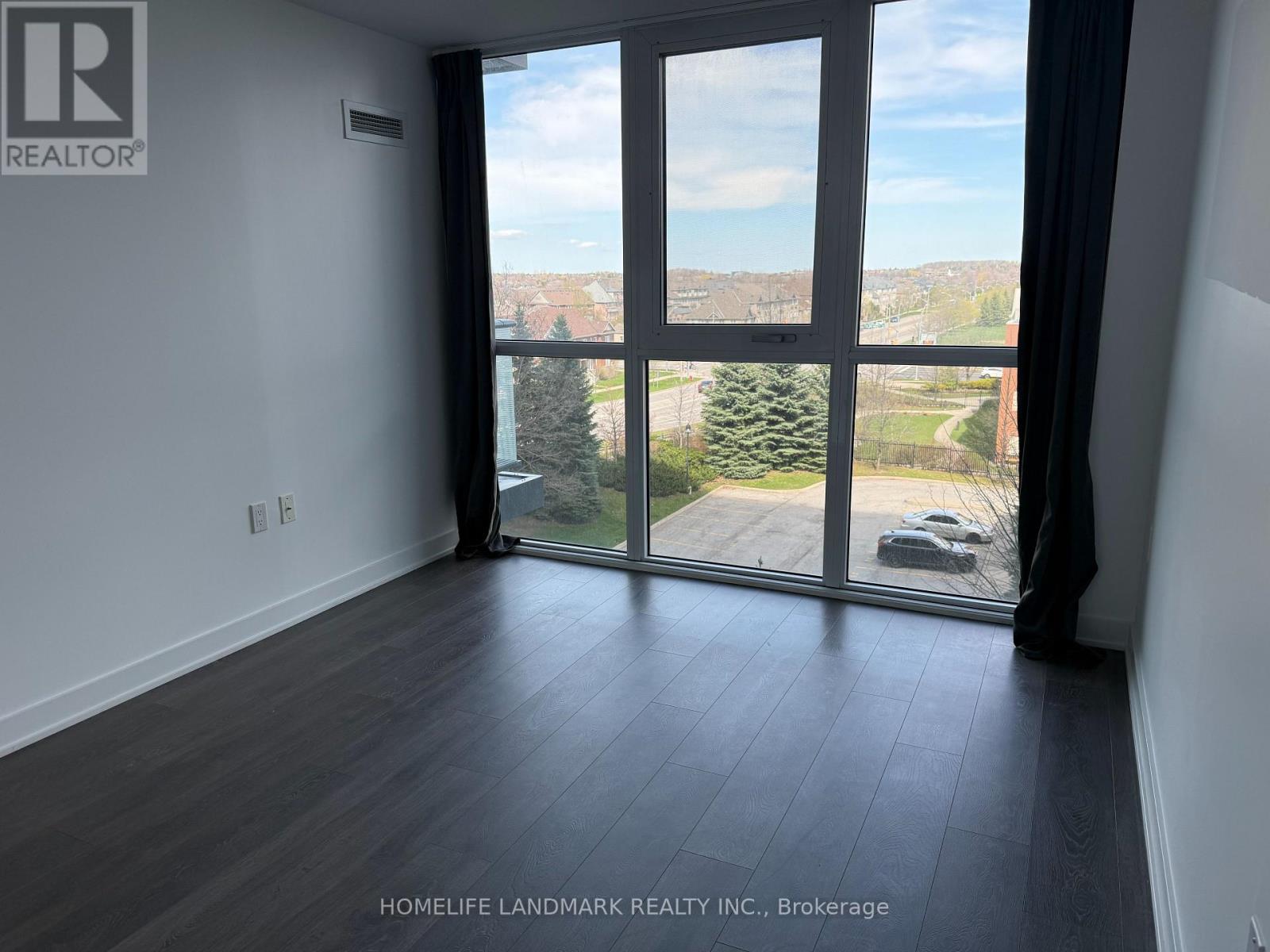 506 - 75 Oneida Crescent, Richmond Hill, Ontario  L4B 0H3 - Photo 8 - N13114636