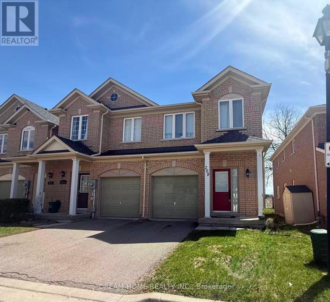 208 TOM TAYLOR CRESCENT, Newmarket, Ontario