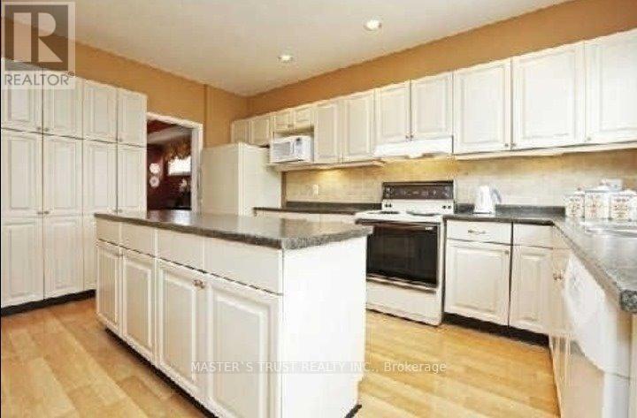 73 Woodman's Chart, Markham, Ontario  L3R 6K8 - Photo 3 - N13114654