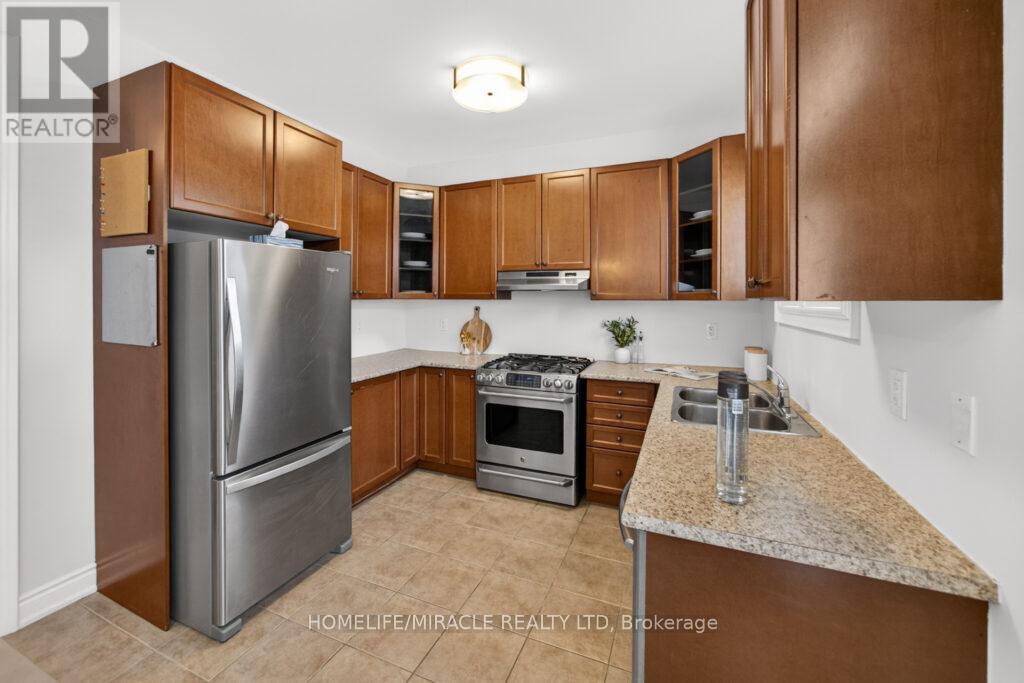 211 Wardlaw Place, Vaughan, Ontario  L4H 3L7 - Photo 19 - N13114660