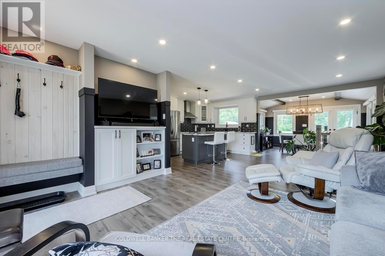15 Blue Jay Boulevard, Georgina, Ontario  L0E 1N0 - Photo 4 - N13114718