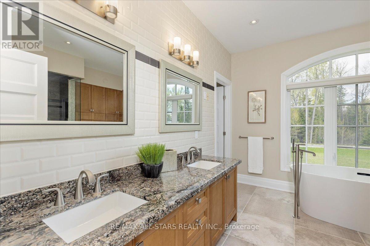 6001 Old Homestead Road, Georgina, Ontario  L0E 1R0 - Photo 21 - N13114752
