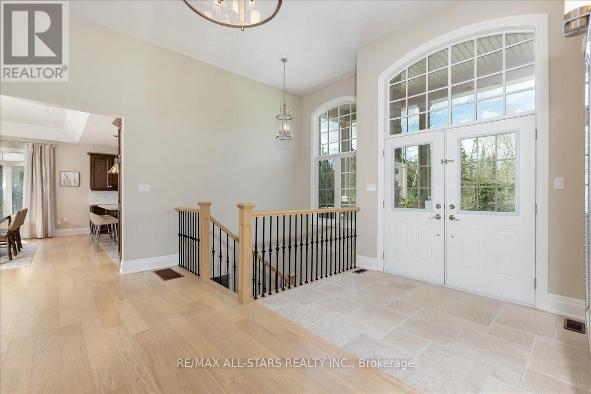 6001 Old Homestead Road, Georgina, Ontario  L0E 1R0 - Photo 8 - N13114752