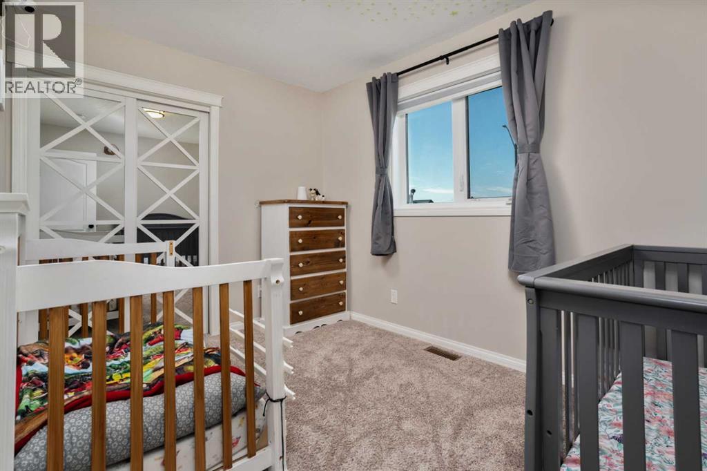 12 1 Avenue Se, Round Hill, Alberta  T0B 3Z0 - Photo 10 - A2309093